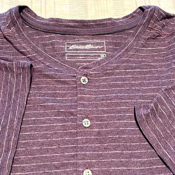 Eddie Bauer Men’s Jersey Henley - Picture 2 of 3